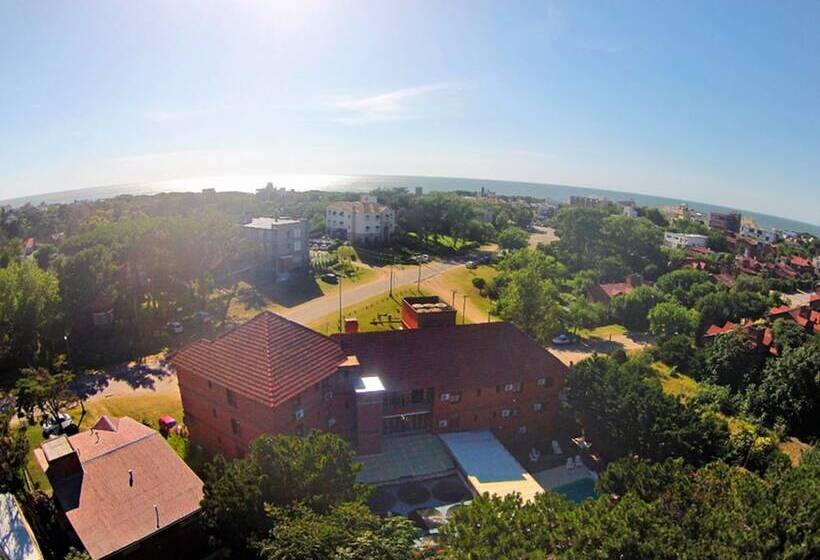 בית מלון כפרי Ciro