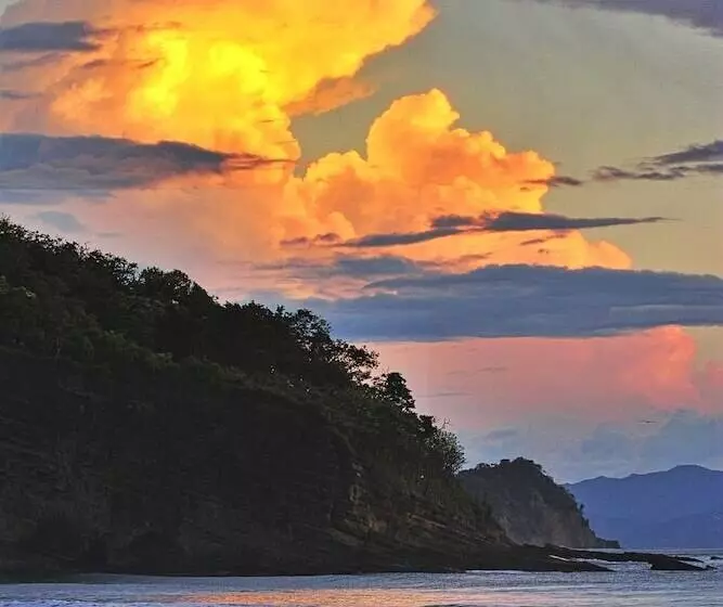 Hotelli Costa Dulce Ecolodge And Retreat Center