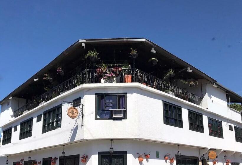 Hotel Hostel La Rosa Nautica