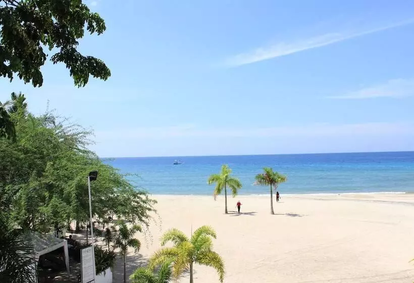 Hotelli Laiya White Cove Beach Resort