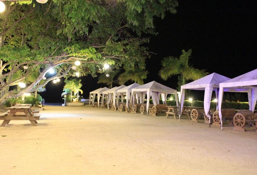 Hotel Laiya White Cove Beach Resort