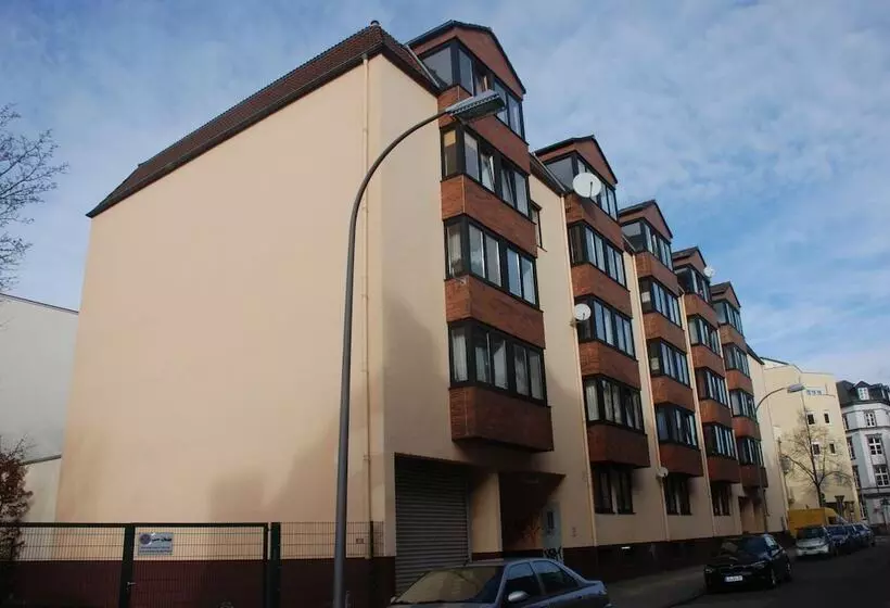 Hotelli Saarbrücken City Apartments