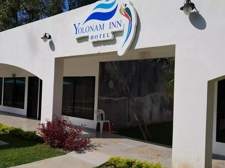 Hotelli Yolonam Inn