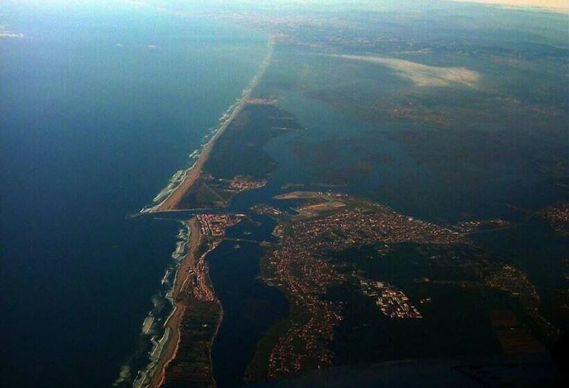 Пансион Beach House Babylon