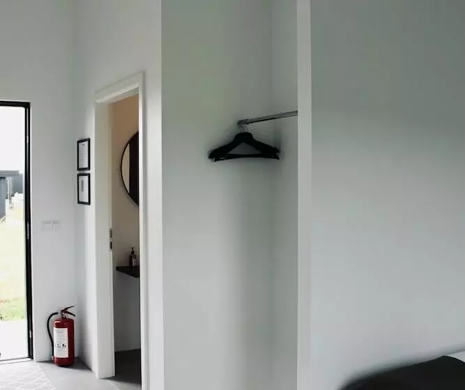 پانسیون Istay Cottages