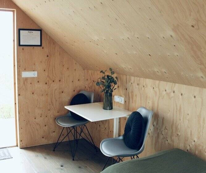 پانسیون Istay Cottages