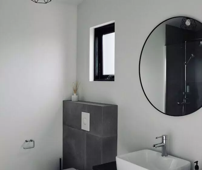 پانسیون Istay Cottages