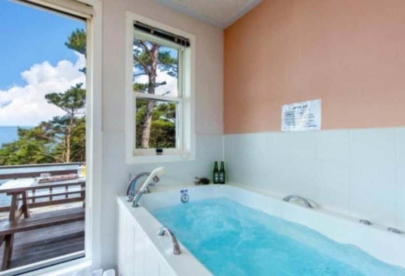 Taean Solmi Label Pension