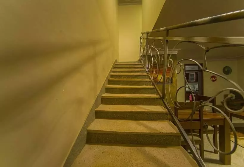 Victoria Breeze Hotel Apartment