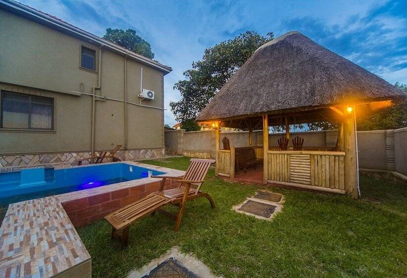 Victoria Breeze Hotel Apartment