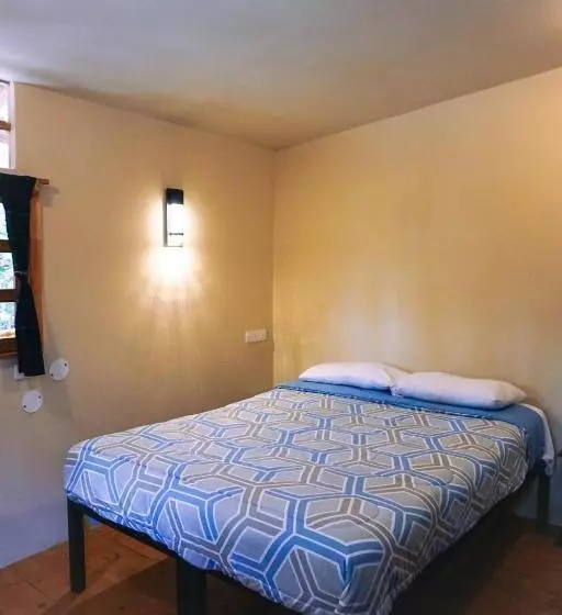 Ati Hostel & Beach Club