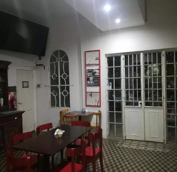 Aamiaismajoitus (B&B) Boutique Casablanca Adrogué