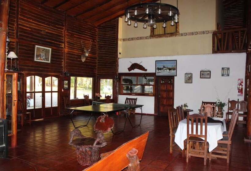 Hotel Aventura En Esquina