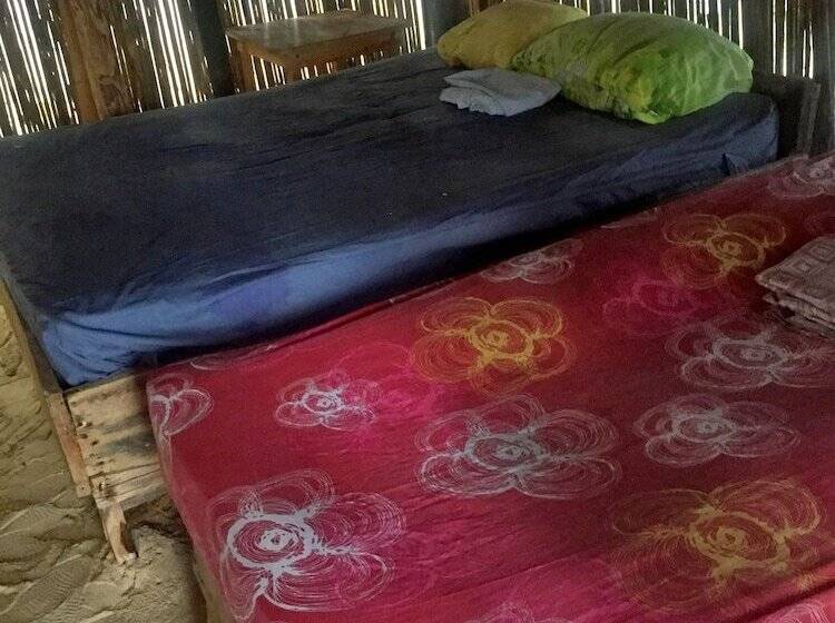 فندق Isla Franklin Cabaña Tubasenika