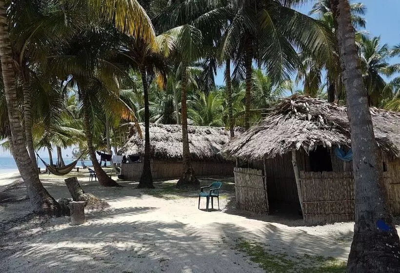 ホテル Isla Franklin Cabaña Tubasenika