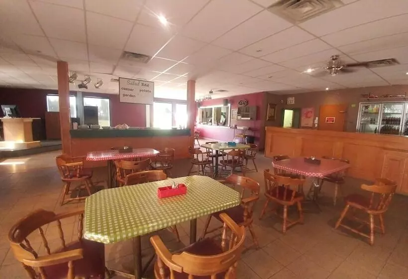 Hotelli Vulcan Country Inn