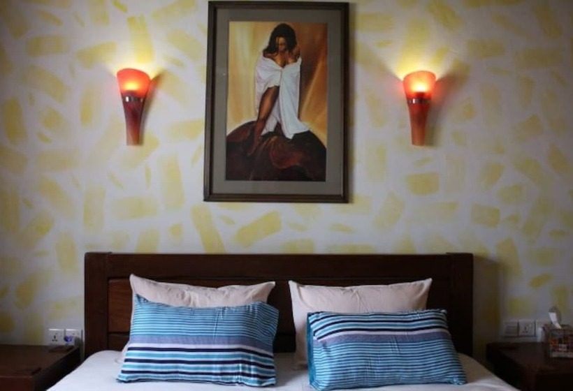 פנסיון Tom S Garden