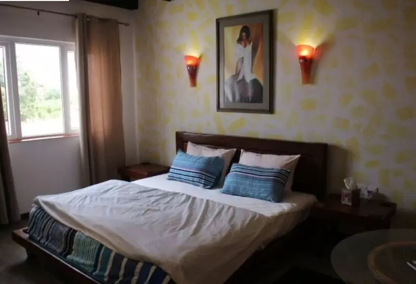 Majatalo Tom S Garden