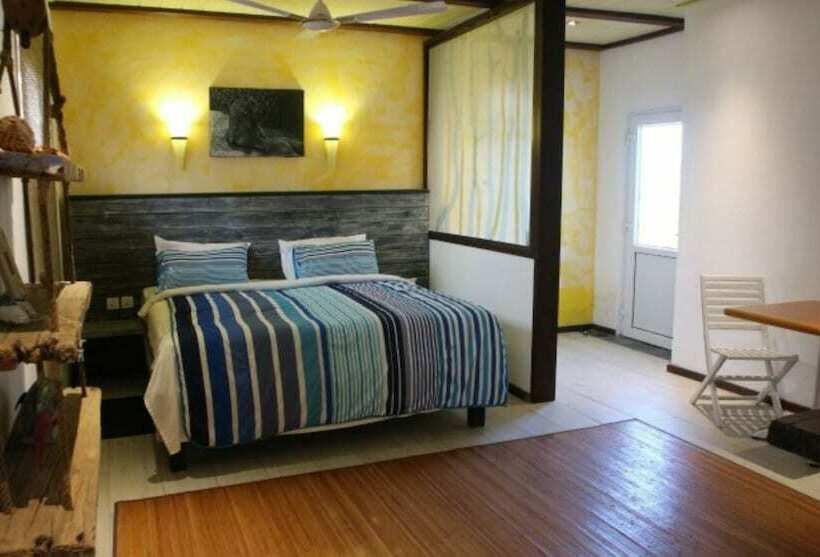 פנסיון Tom S Garden