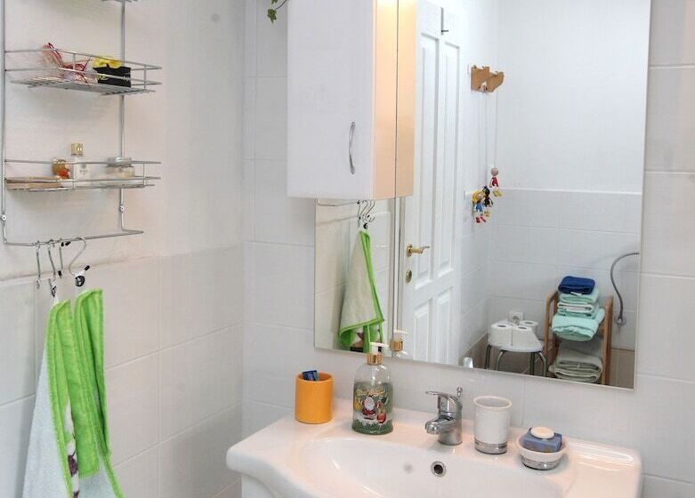 پانسیون Villa Salamander