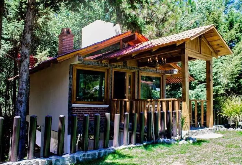 リゾートホテル La Cabaña Del León