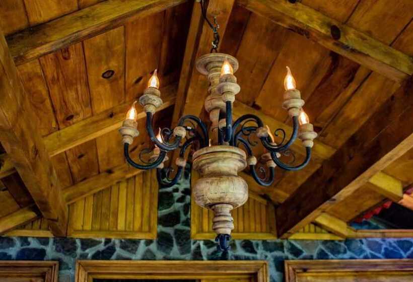 リゾートホテル La Cabaña Del León