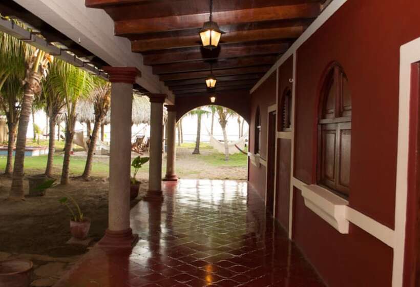 مبيت وإفطار Bomalu Nicaragua Beach House
