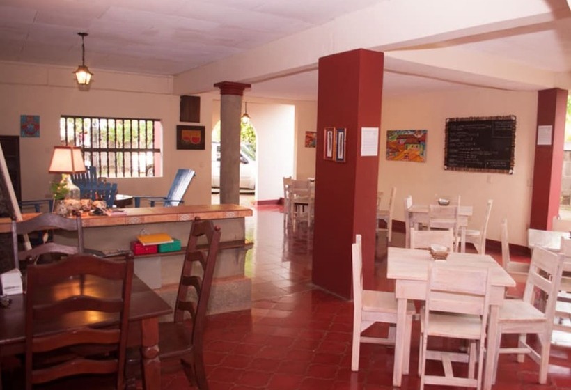 مبيت وإفطار Bomalu Nicaragua Beach House