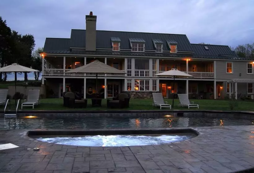 Aamiaismajoitus (B&B) Cedar Spring Inn & Spa