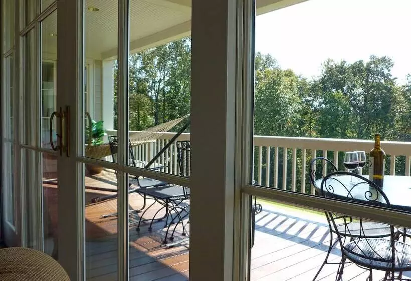 Aamiaismajoitus (B&B) Cedar Spring Inn & Spa