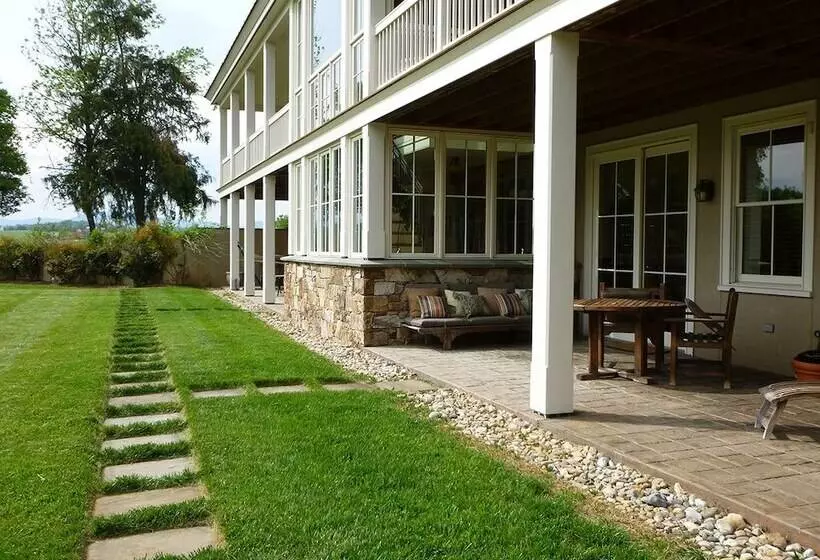 Aamiaismajoitus (B&B) Cedar Spring Inn & Spa