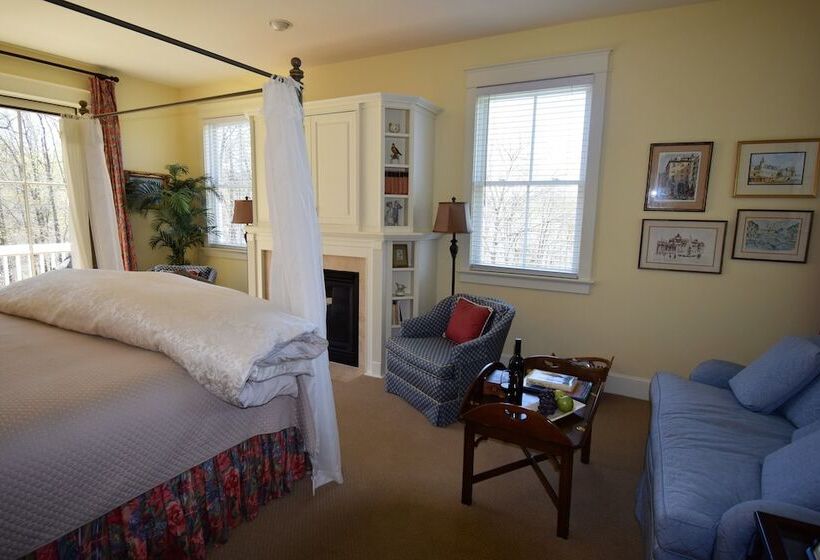 مبيت وإفطار Cedar Spring Inn & Spa