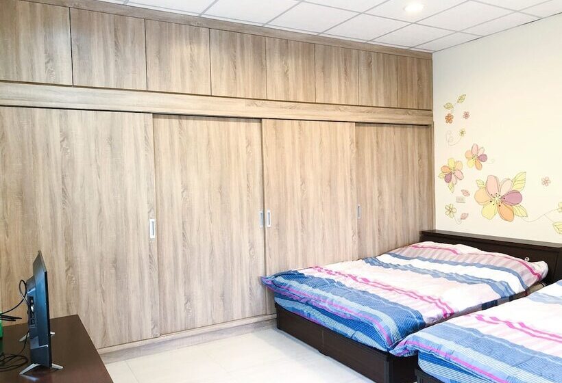 تختخواب و صبحانه Look Tea House