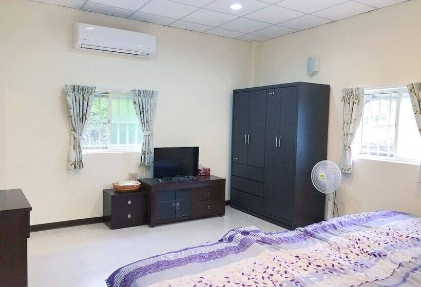 تختخواب و صبحانه Look Tea House