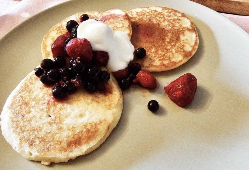 Bridgend House B & B