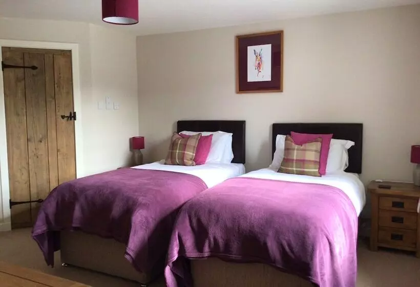 Bridgend House B & B
