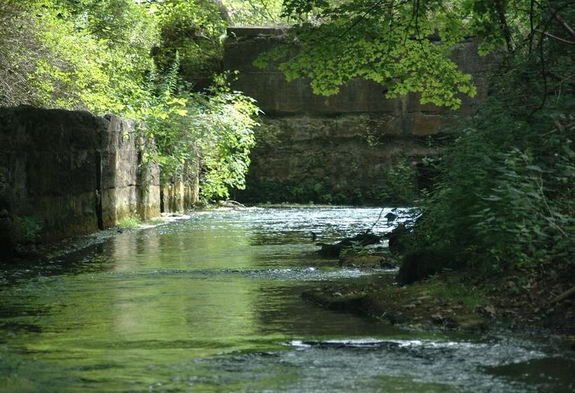 Genesee Country Inn B&b