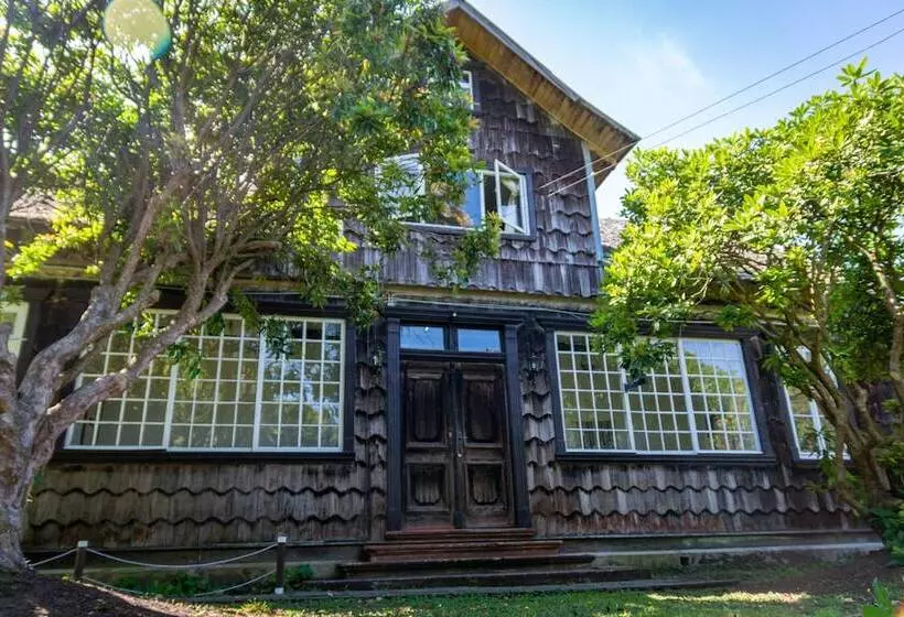 مسافرخانه Casona Alemana