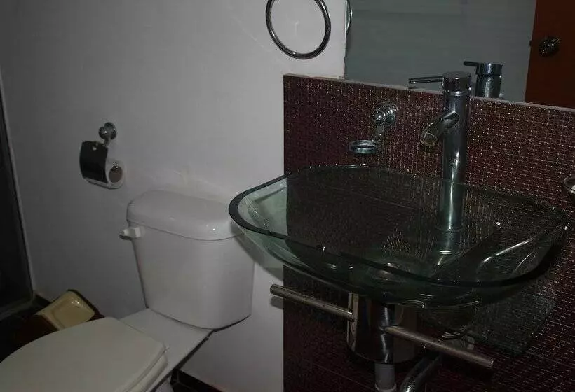 Hostal Isis