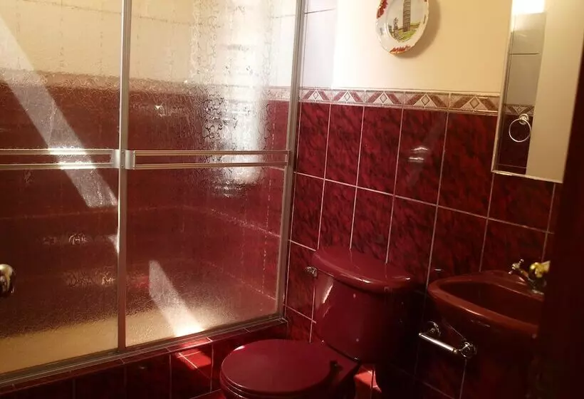 Hostal Isis