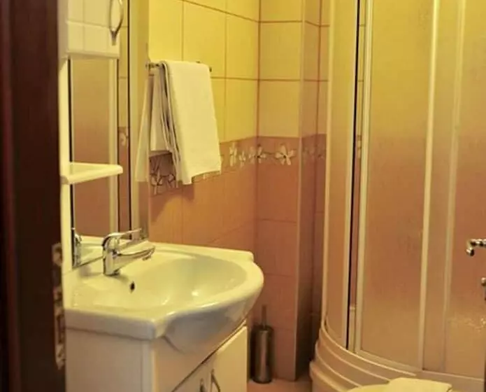 Hotelli Adasu Pansiyon