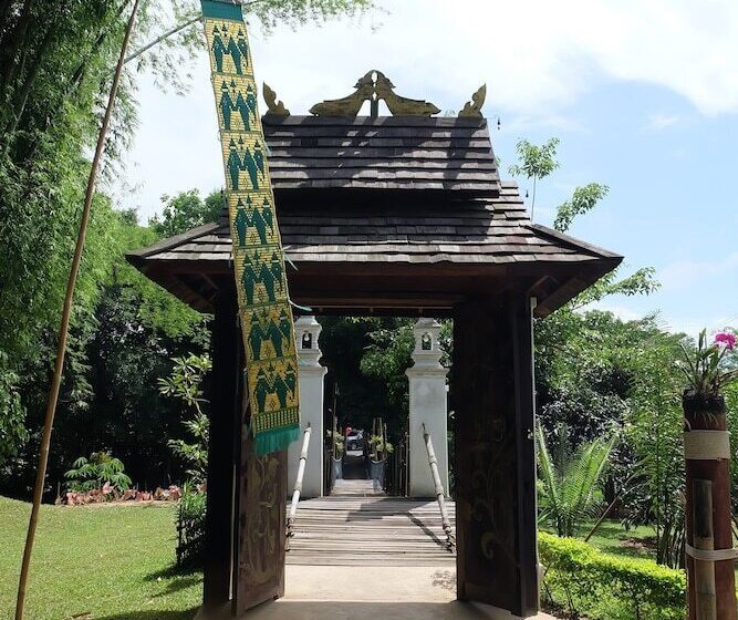 ホテル Baan Ta Auan Resort