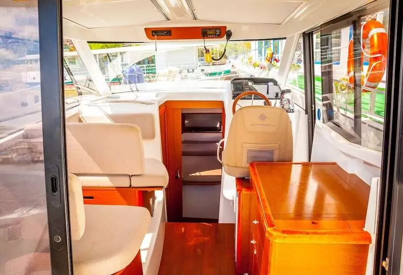 ホテル Bella Marina