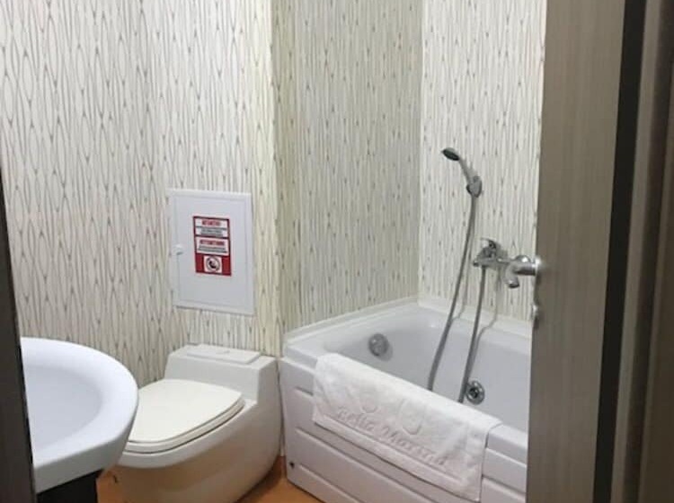 Отель Bella Marina