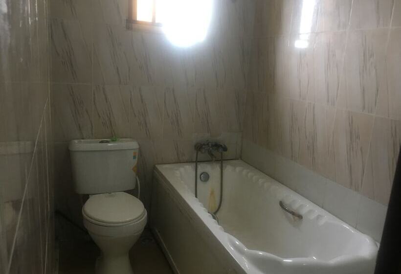 هتل Bucker S Palace