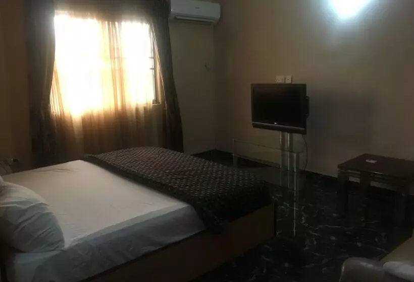 هتل Bucker S Palace