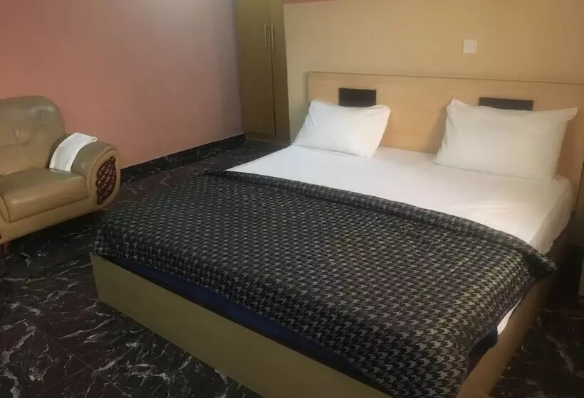 هتل Bucker S Palace