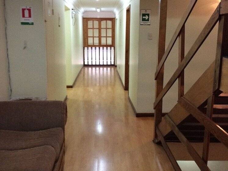 هتل Manuel Rodríguez Express