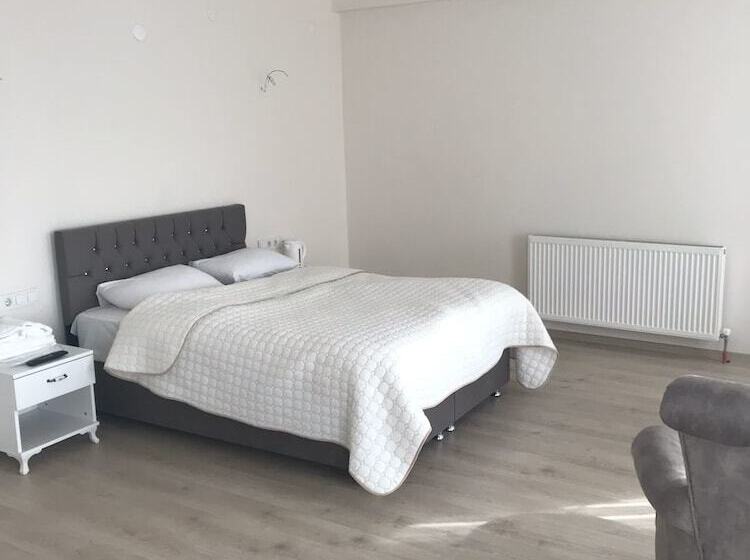 בית מלון כפרי Myhouse Gold