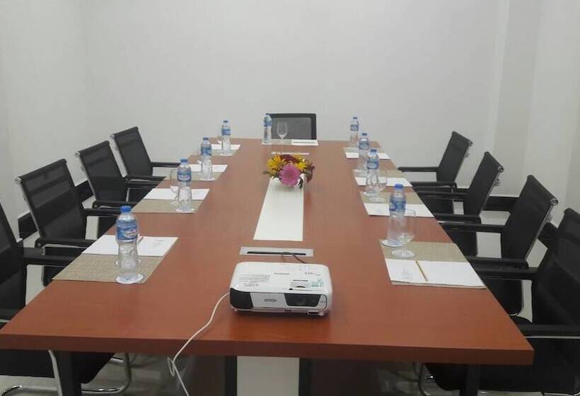 Hotel Paksong Danngarm